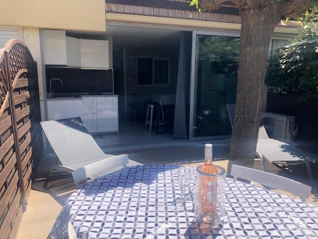 Cap d'Agde - Résidence Estivales - proche naturiste - Terrasse - Wifi - Parking - Piscine - Clim Exterior foto